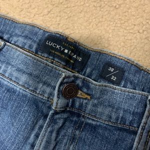 Mens Lucky brand jeans. 38/32